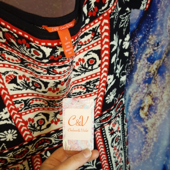 NWT Chelsea & Violet super soft printed knit dress - Picture 4 of 8